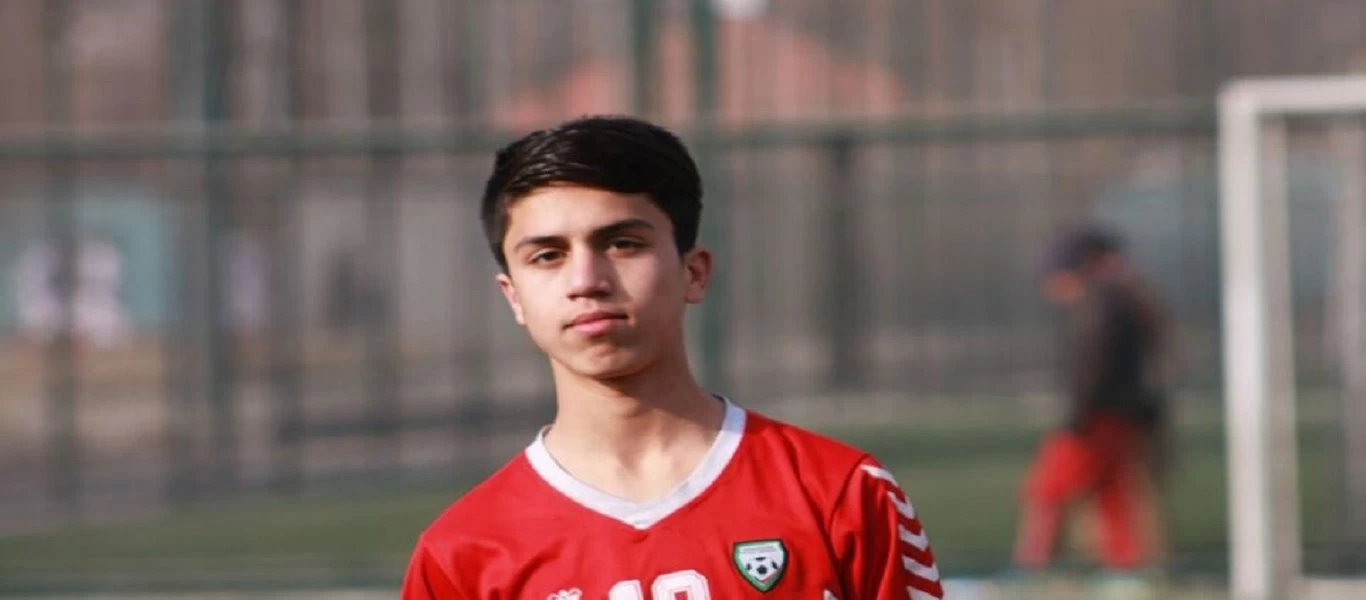 Αφγανιστάν: Διεθνής ποδοσφαιριστής σκοτώθηκε από την πτώση αεροπλάνου στην προσπάθειά του να εγκαταλείψει την Καμπούλ